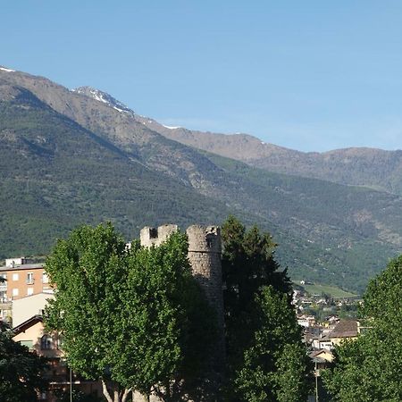 Appartamento A 100 Metri Da Piazza Della Repubblica Aria Condizionata Aosta Buitenkant foto